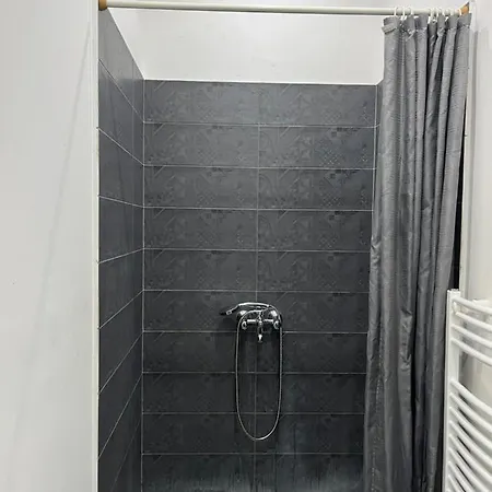 Apartament Studio In Nyugati Palyaudvar *